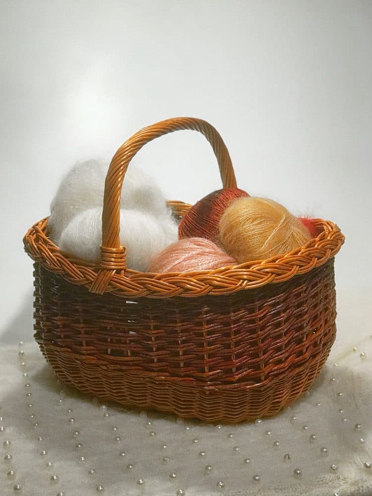 Panier de vannerie artisanale
